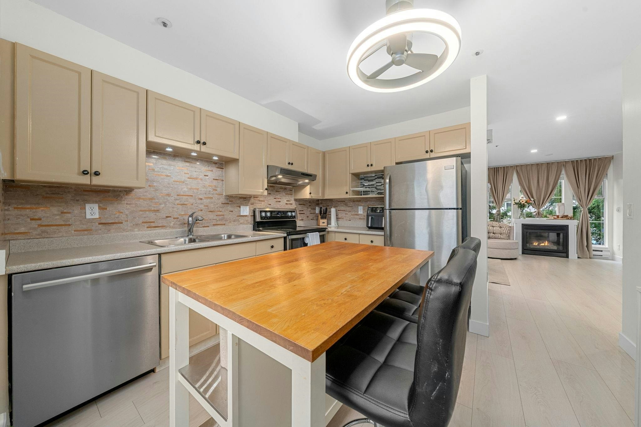 19-12188 Harris Road, Pitt Meadows, BC, V3Y 2N3 - 13