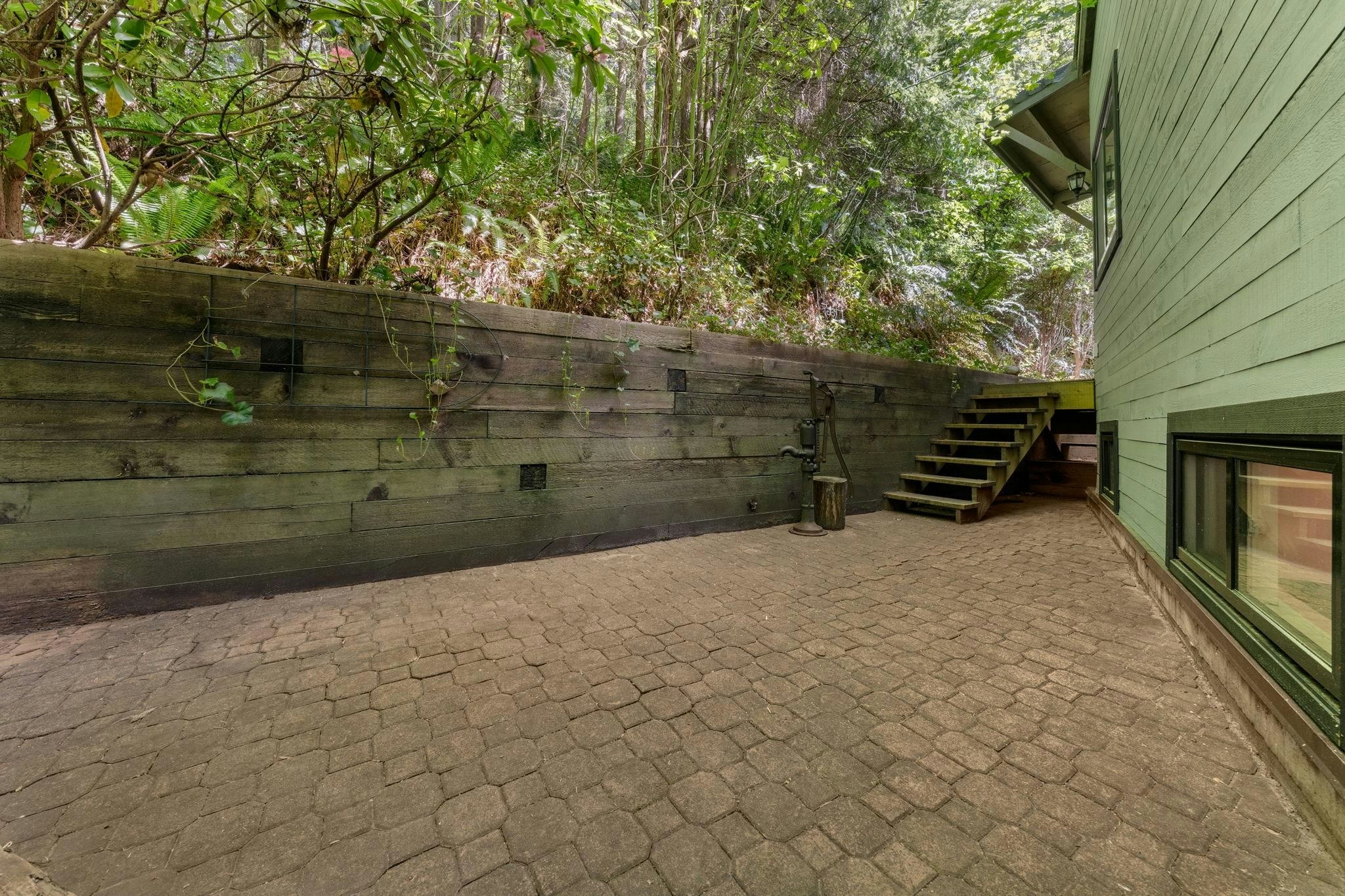2086 Rivergrove Place, North Vancouver, BC, V7H 2L4 - 37