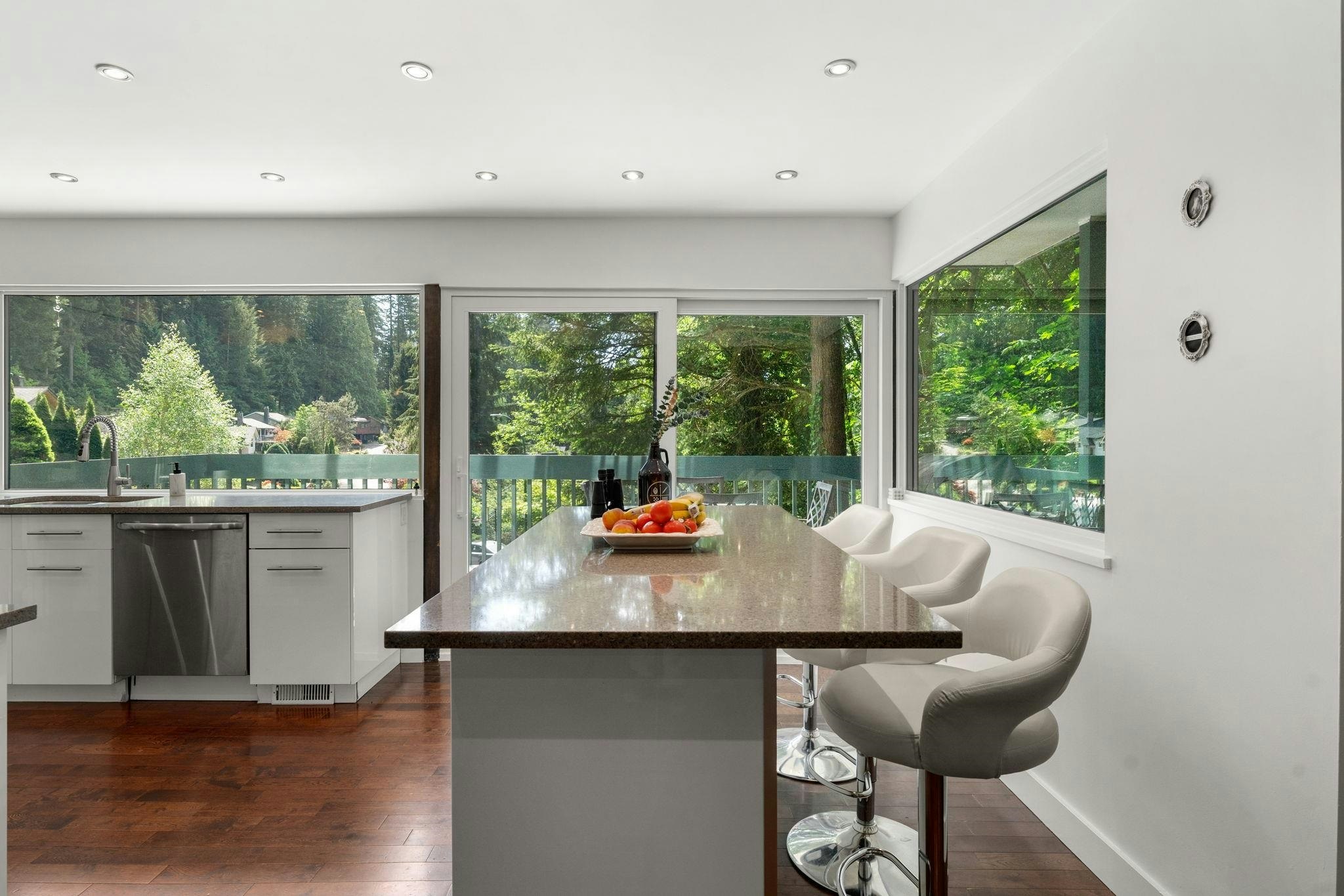 2086 Rivergrove Place, North Vancouver, BC, V7H 2L4 - 10