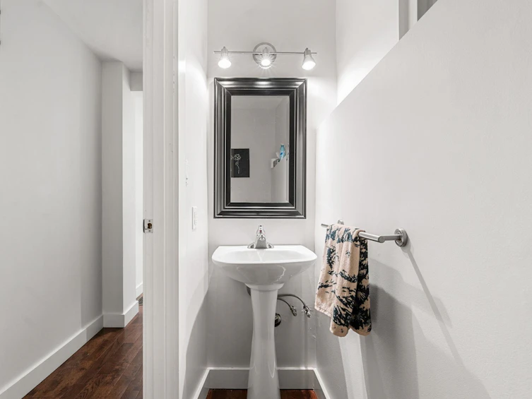 2086 Rivergrove Place, North Vancouver, BC, V7H 2L4 - 21