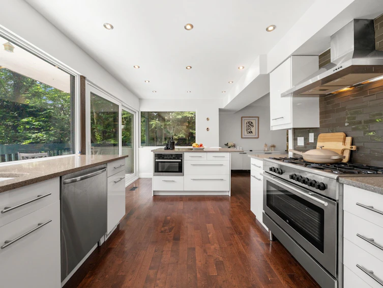 2086 Rivergrove Place, North Vancouver, BC, V7H 2L4 - 6
