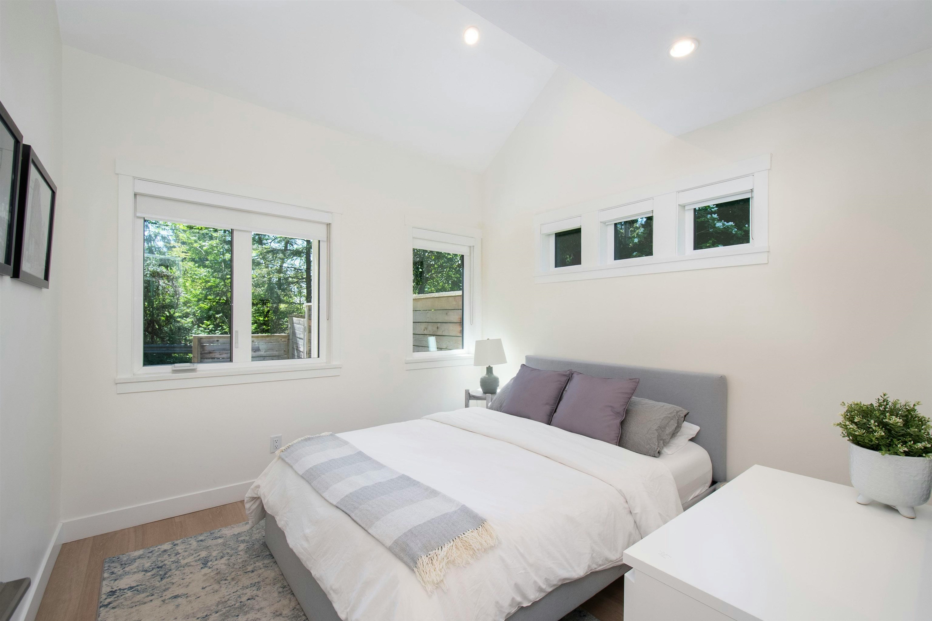 361 W 19th Street, North Vancouver, BC, V7M 1X7 - 31