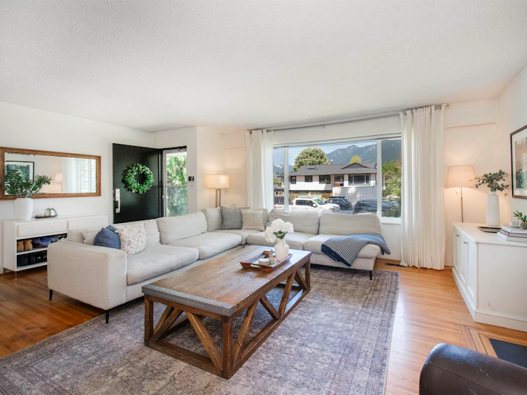 361 W 19th Street, North Vancouver, BC, V7M 1X7 - 5