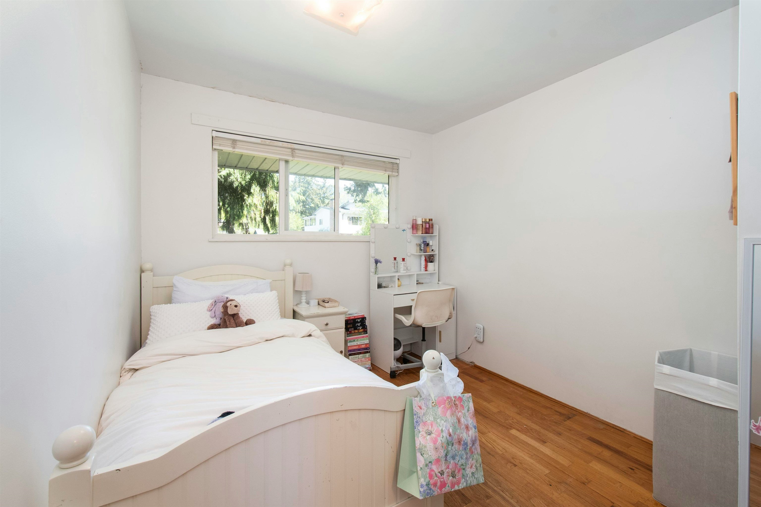 361 W 19th Street, North Vancouver, BC, V7M 1X7 - 14