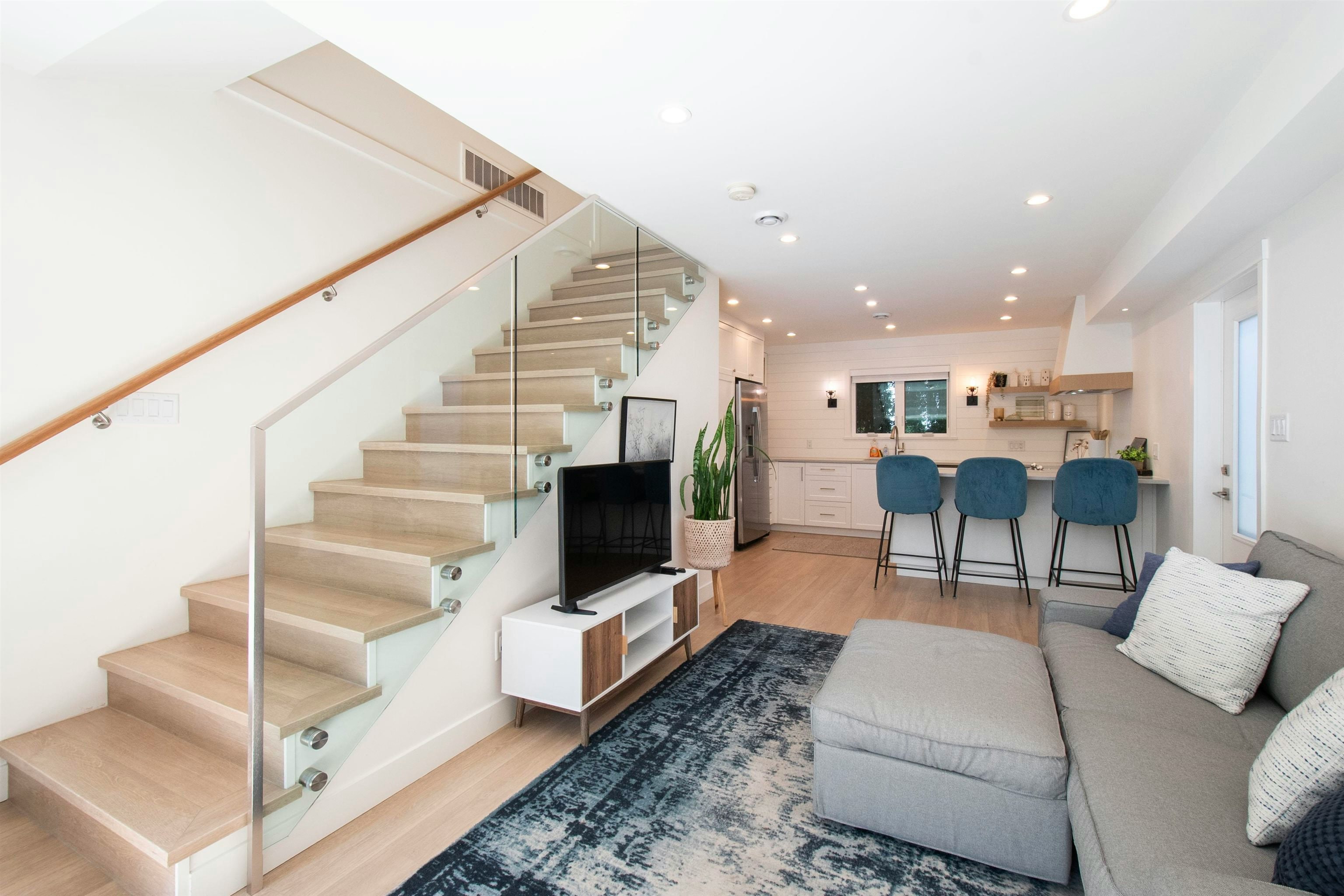 361 W 19th Street, North Vancouver, BC, V7M 1X7 - 23