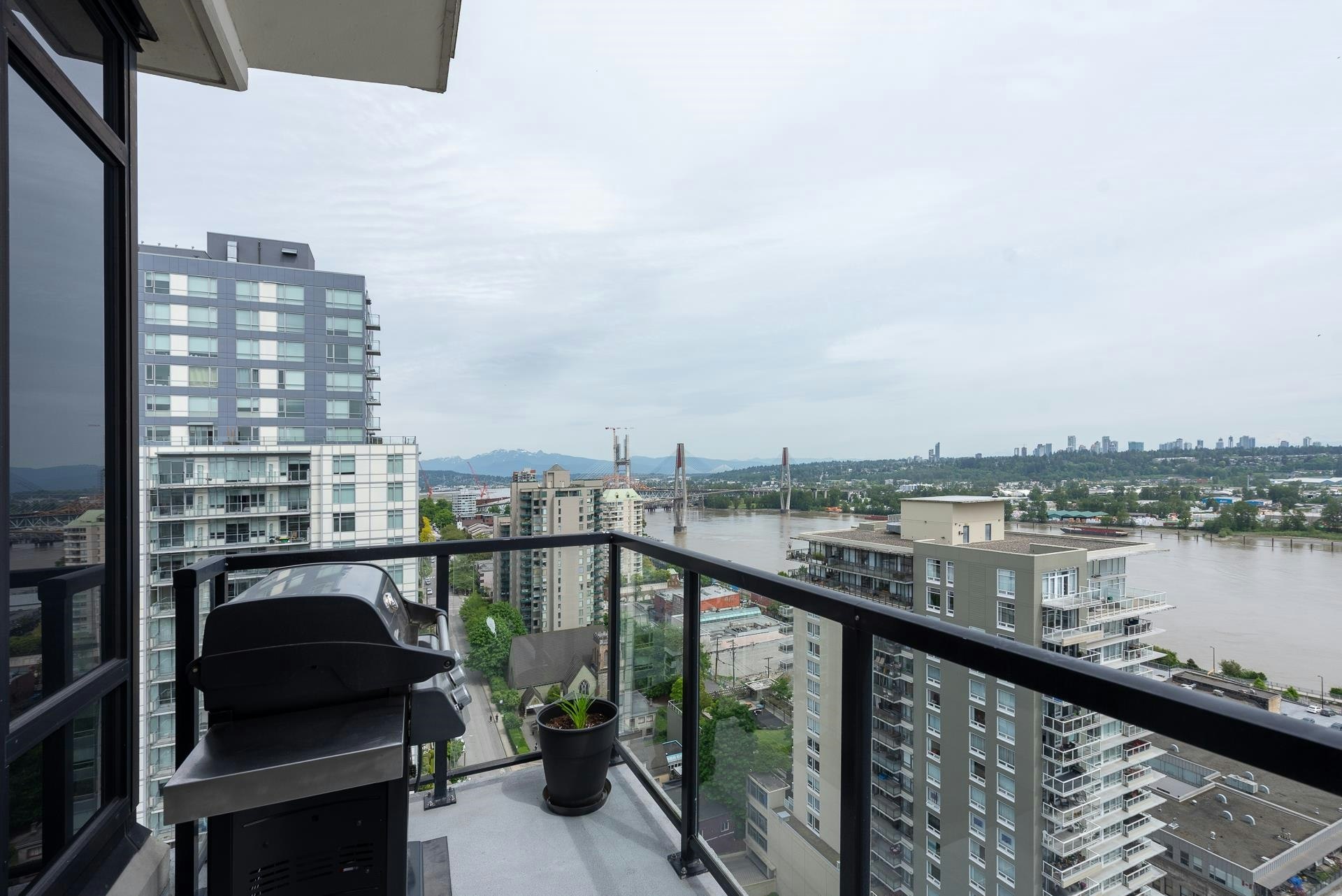 2103-610 Victoria Street, New Westminster, BC, V3M 0A5 - 11