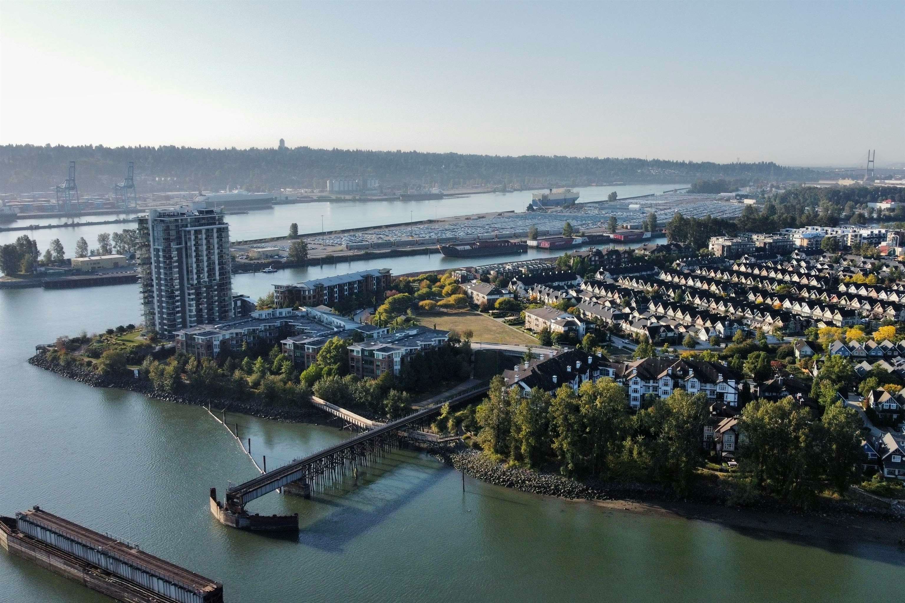 408-83 Star Crescent, New Westminster, BC, V3M 6X8 - 37