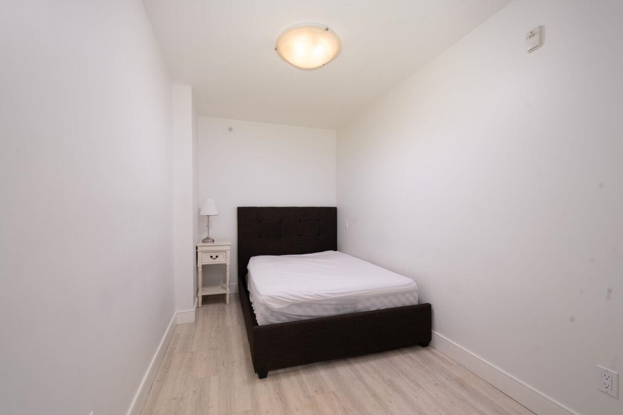 4548 Hastings Street, Burnaby, BC, V5C 2K4 - 13