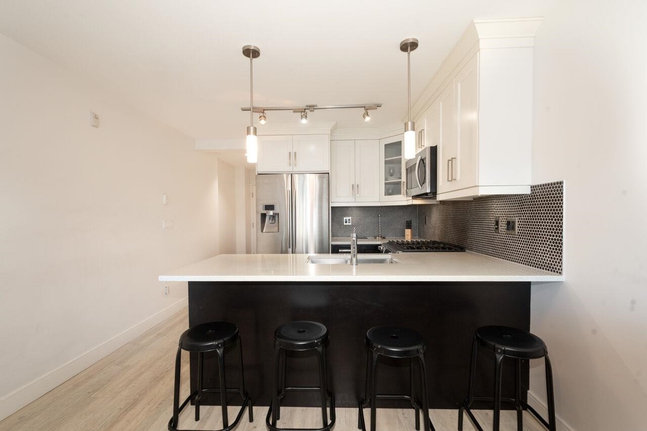 4548 Hastings Street, Burnaby, BC, V5C 2K4 - 10