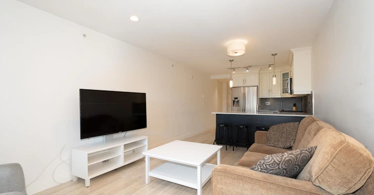 4548 Hastings Street, Burnaby, BC, V5C 2K4