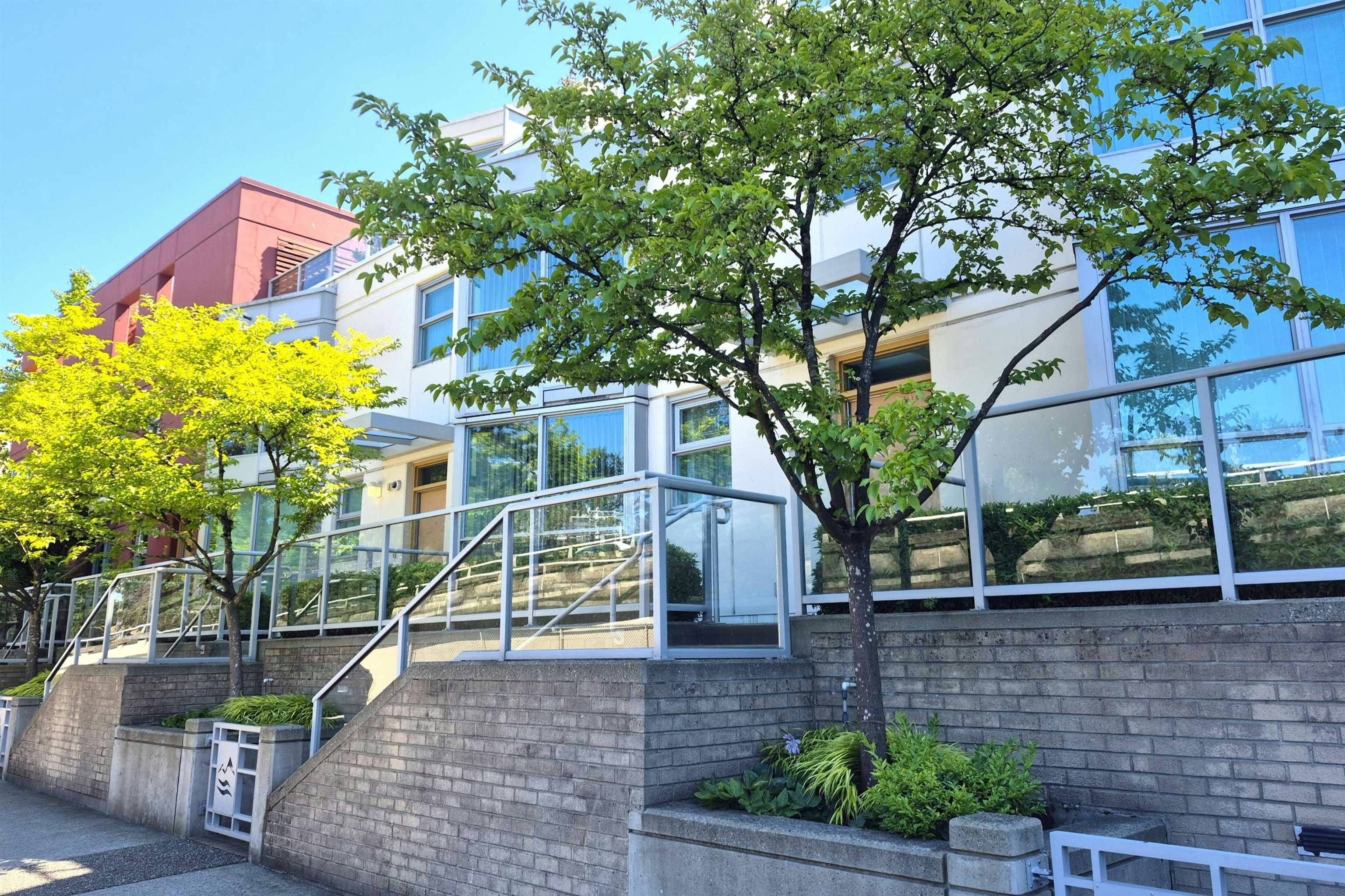 150 Prior Street, Vancouver, BC, V6A 0A6