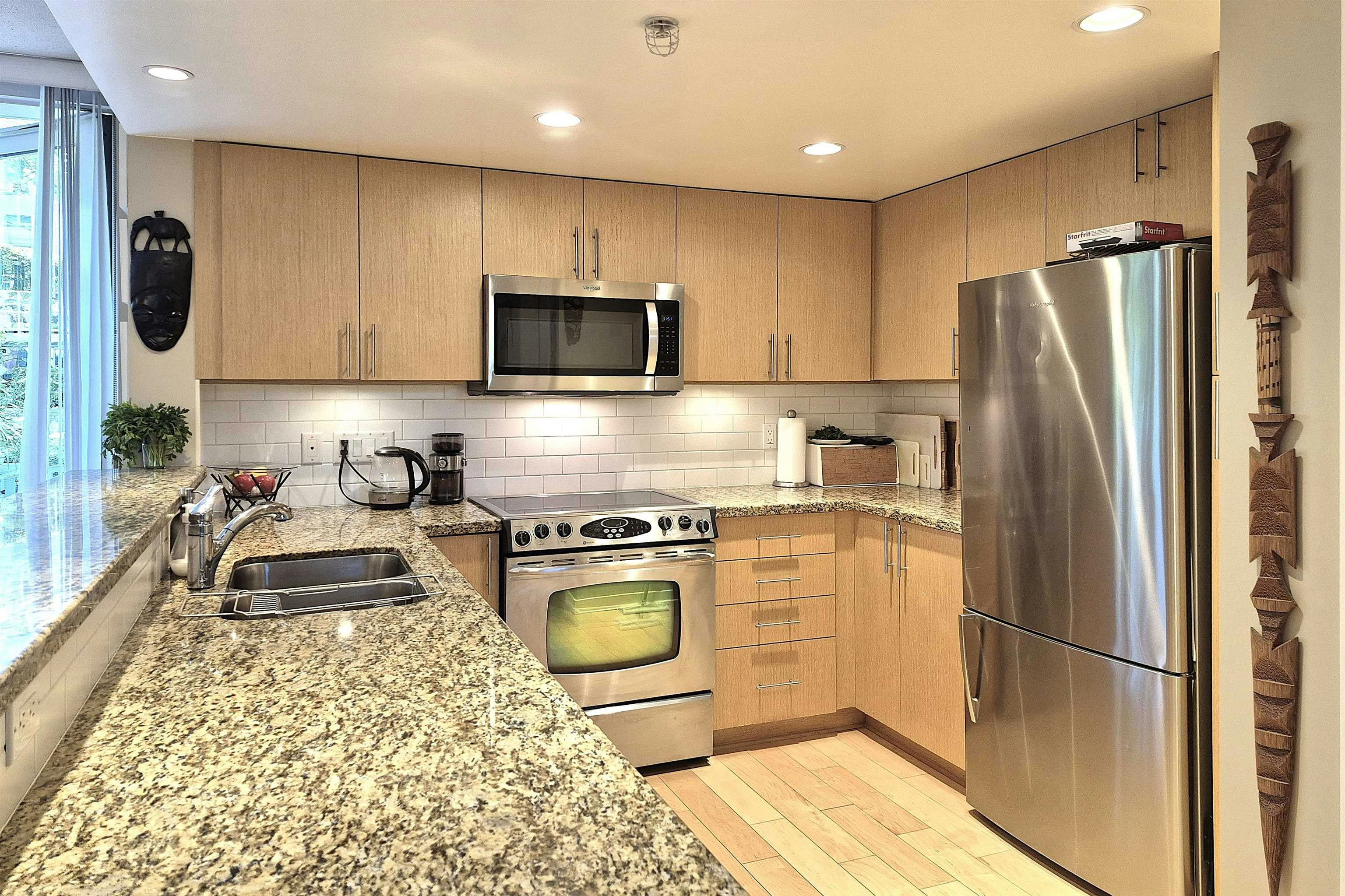 150 Prior Street, Vancouver, BC, V6A 0A6 - 2