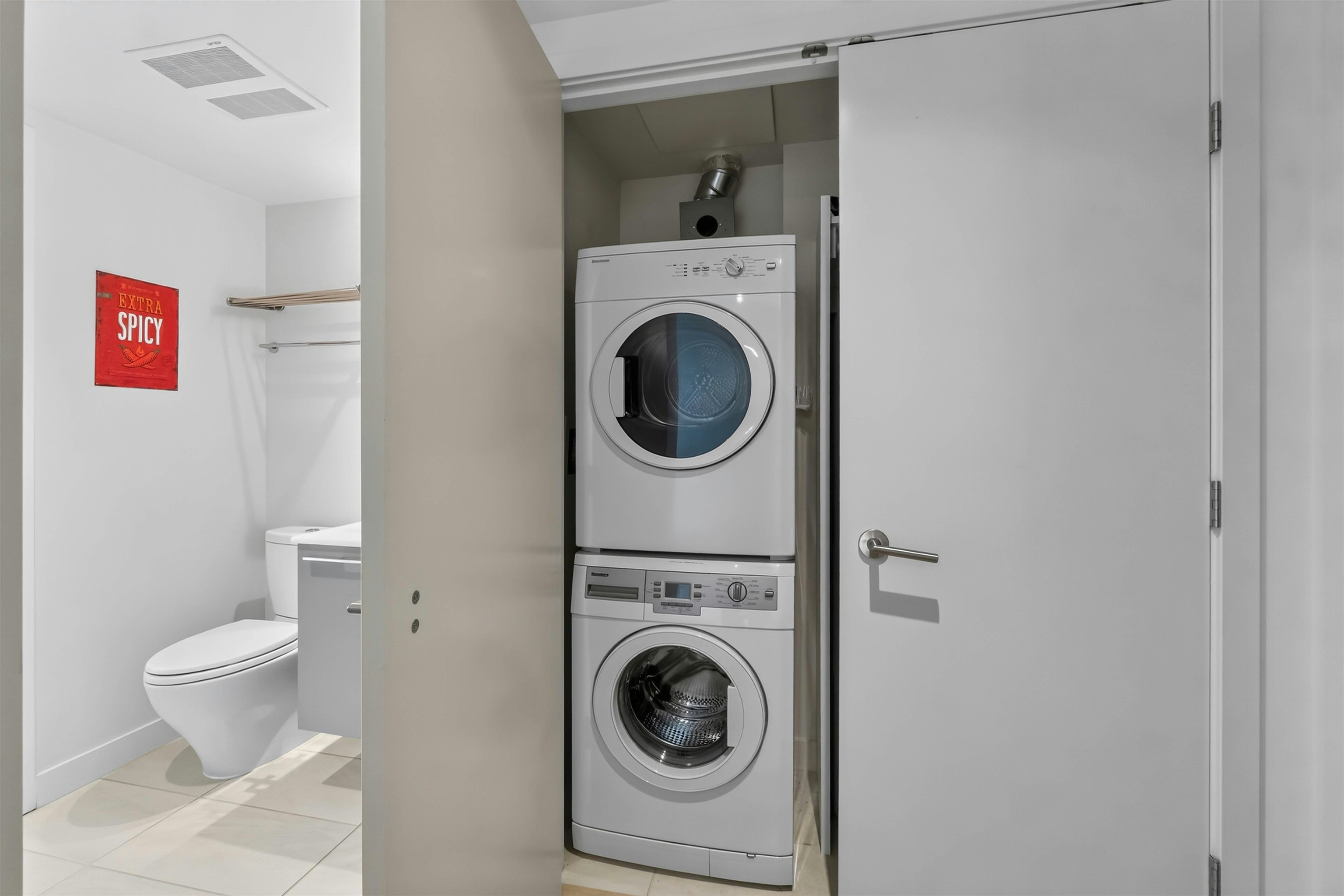 2206-8131 Nunavut Lane, Vancouver, BC, V5X 0E2 - 23