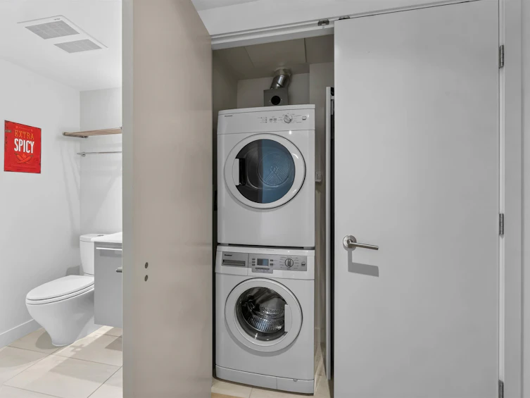 2206-8131 Nunavut Lane, Vancouver, BC, V5X 0E2 - 23
