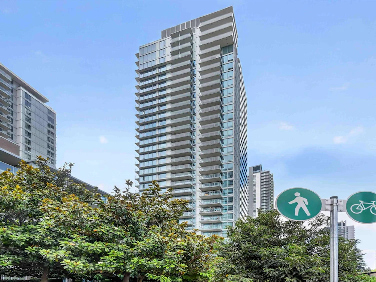 2206-8131 Nunavut Lane, Vancouver, BC, V5X 0E2