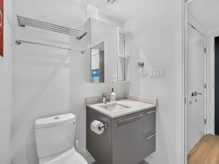 2206-8131 Nunavut Lane, Vancouver, BC, V5X 0E2 - 21