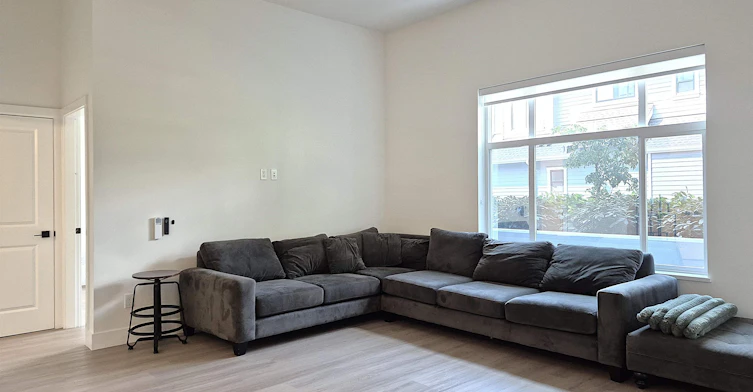 107-3528 146a Street, Surrey, BC, V4P 0H4 - 8