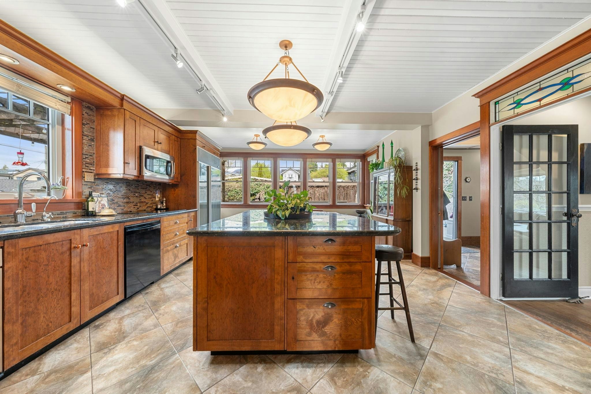 628 E 5th Street, North Vancouver, BC, V7L 1M7 - 14