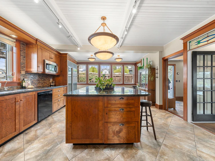 628 E 5th Street, North Vancouver, BC, V7L 1M7 - 14
