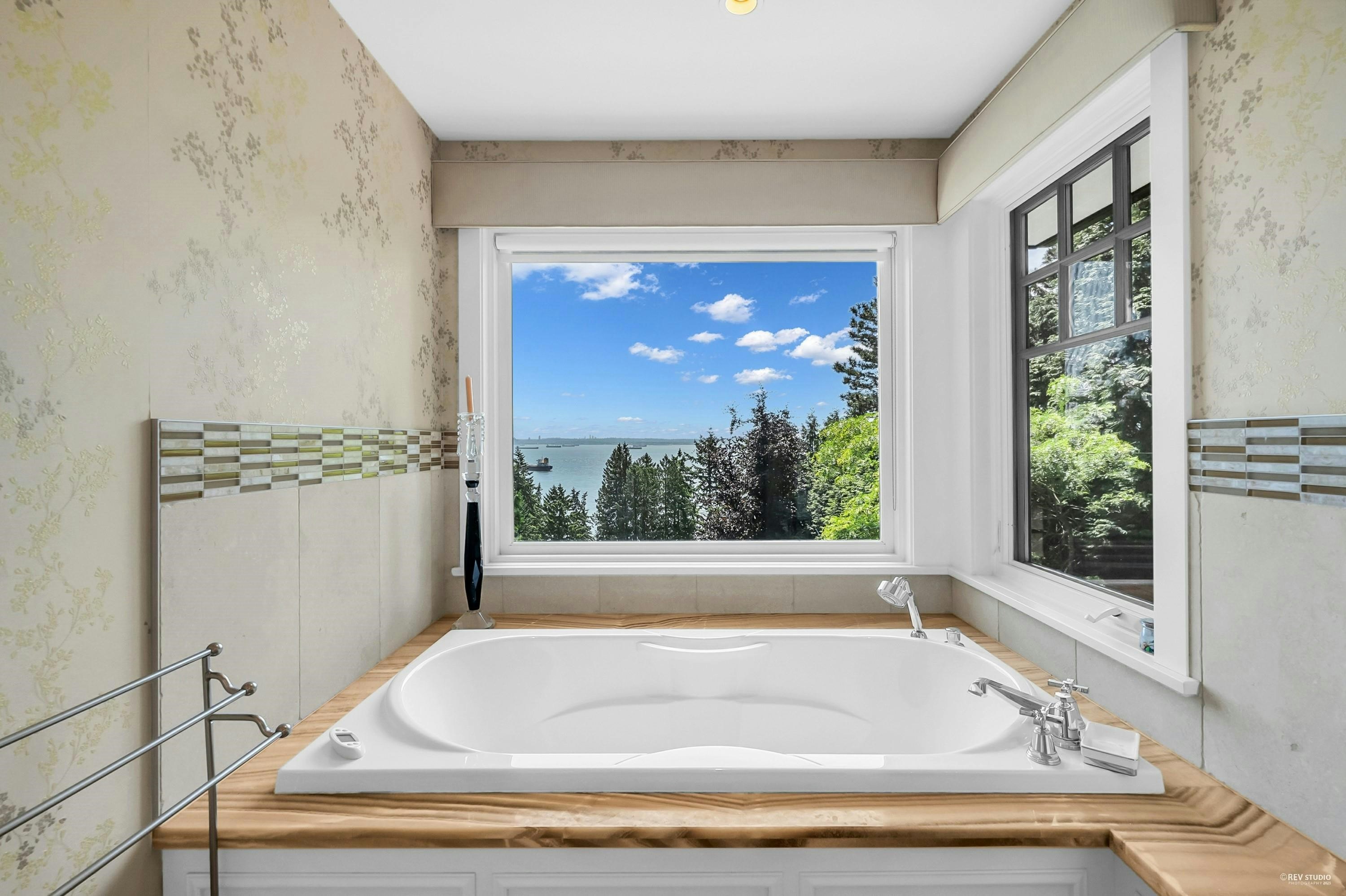 4668 Clovelly Walk, West Vancouver, BC, V7W 1H5 - 15