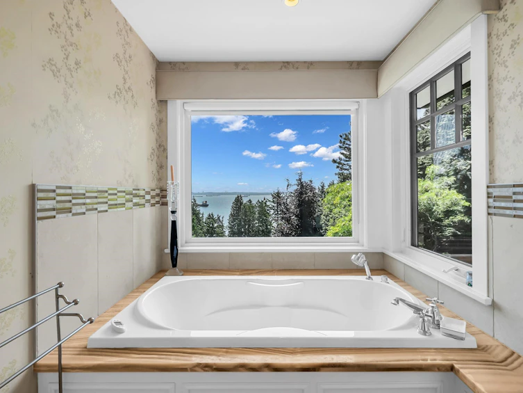 4668 Clovelly Walk, West Vancouver, BC, V7W 1H5 - 15