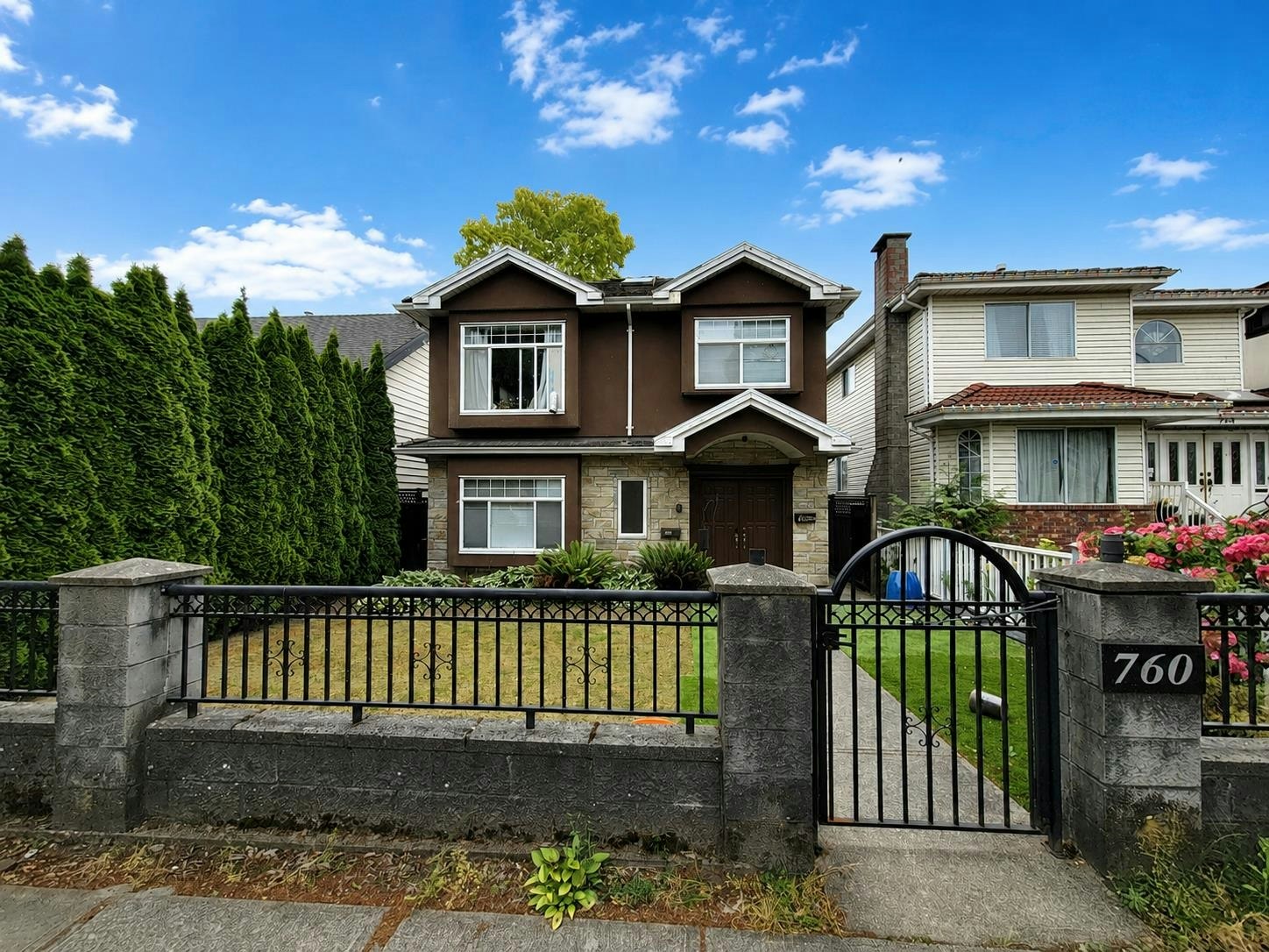 760 E 49th Avenue, Vancouver, BC, V5W 2H4