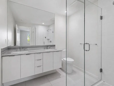 312-3138 Riverwalk Avenue - 4