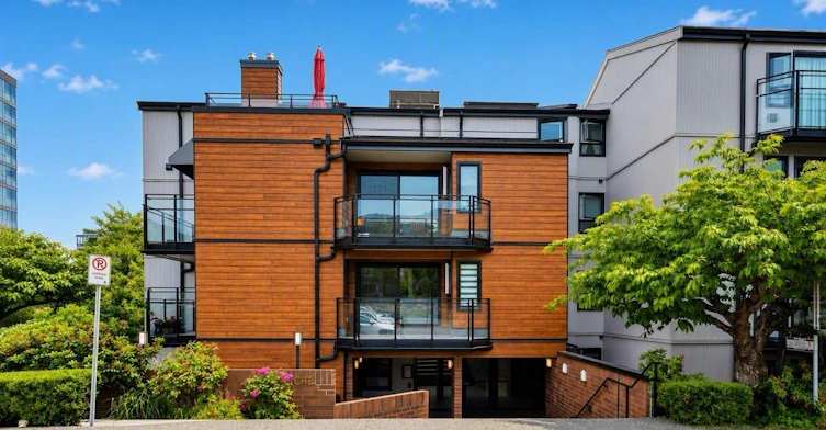 206-1340 Duches Avenue, West Vancouver, BC, V7T 1H6