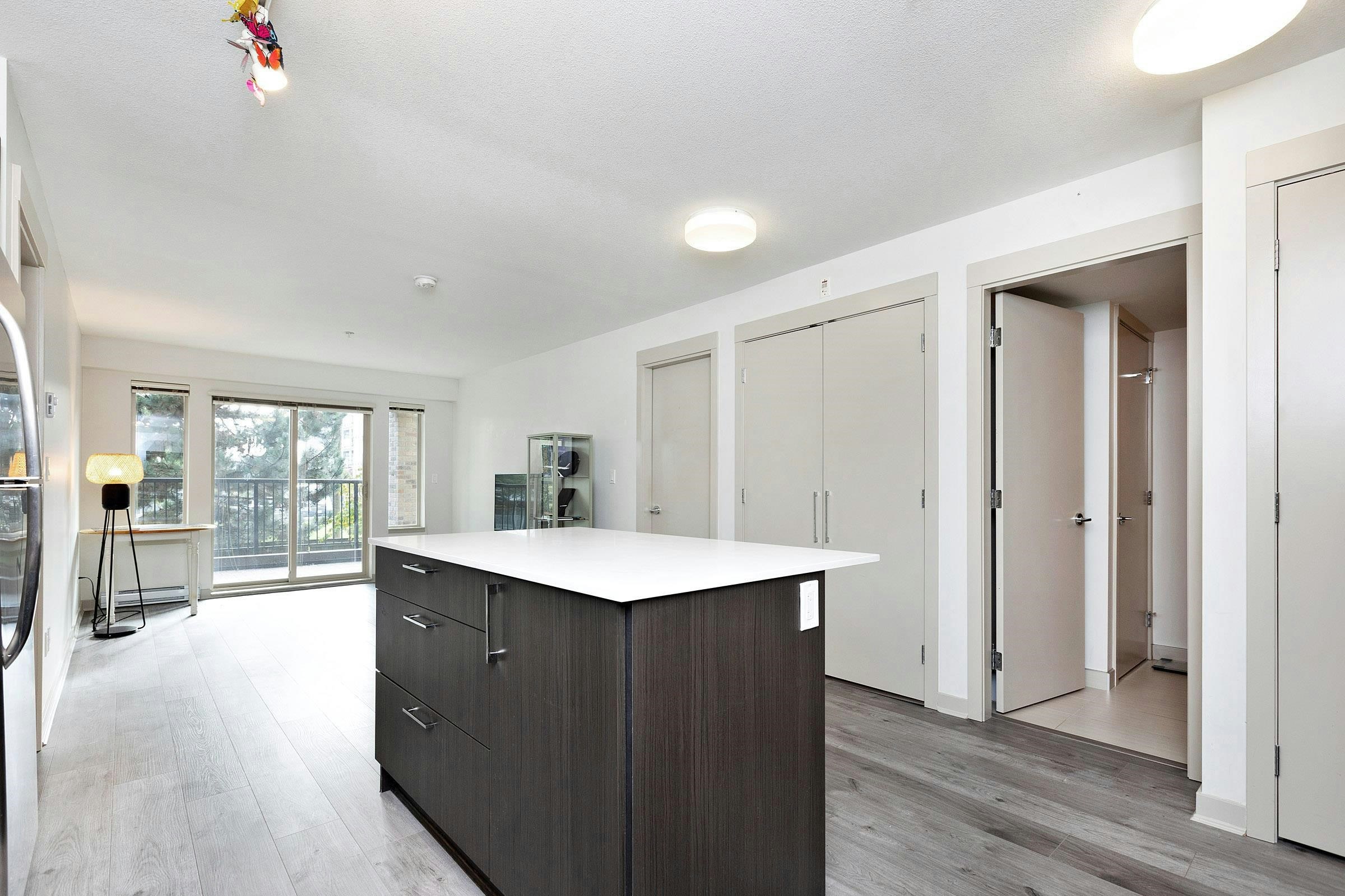 202-8965 160 Street, Surrey, BC, V4G 1N4 - 3