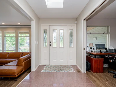 12461 205 Street - 3