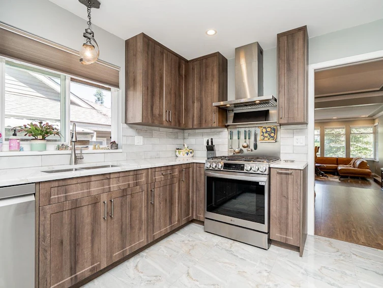 12461 205 Street, Maple Ridge, BC, V2X 0B1 - 11