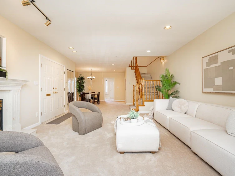 8568 French Street, Vancouver, BC, V6P 4W2 - 3