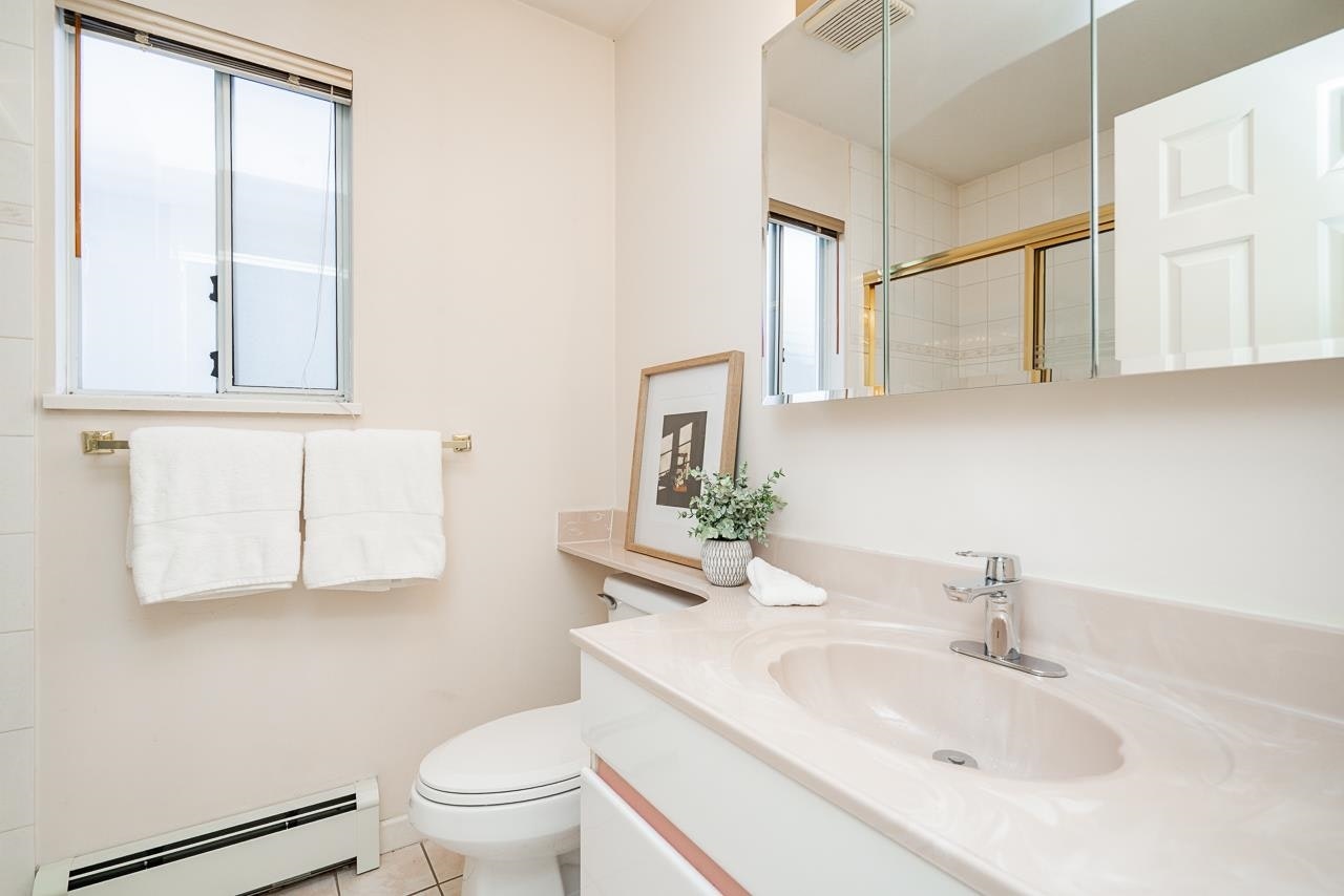 8568 French Street, Vancouver, BC, V6P 4W2 - 10