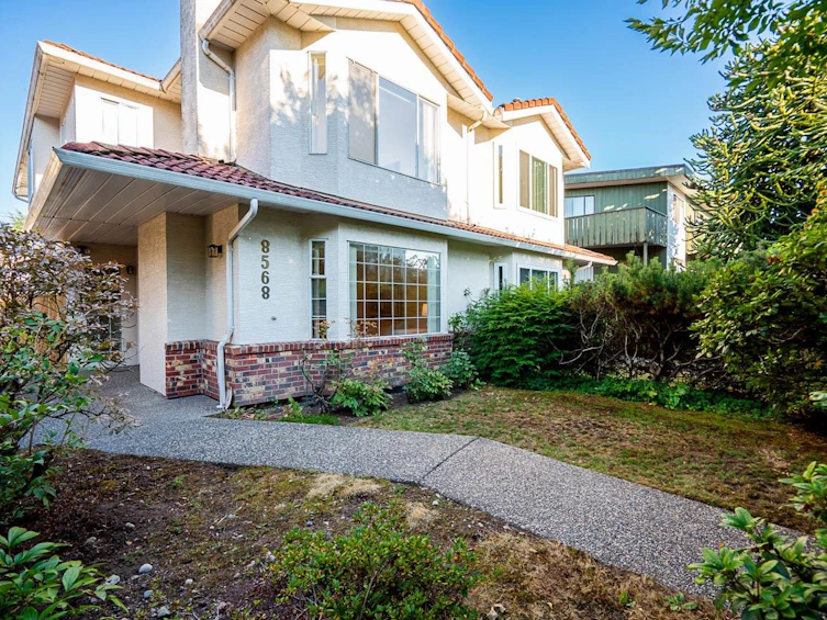 8568 French Street, Vancouver, BC, V6P 4W2 - 21