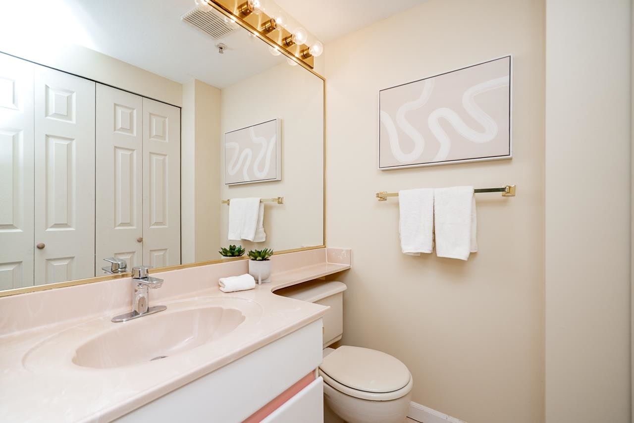 8568 French Street, Vancouver, BC, V6P 4W2 - 11