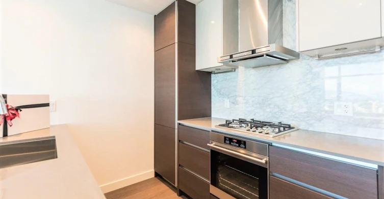 4807-4670 Assembly Way, Burnaby, BC, V3S 1C6 - 4