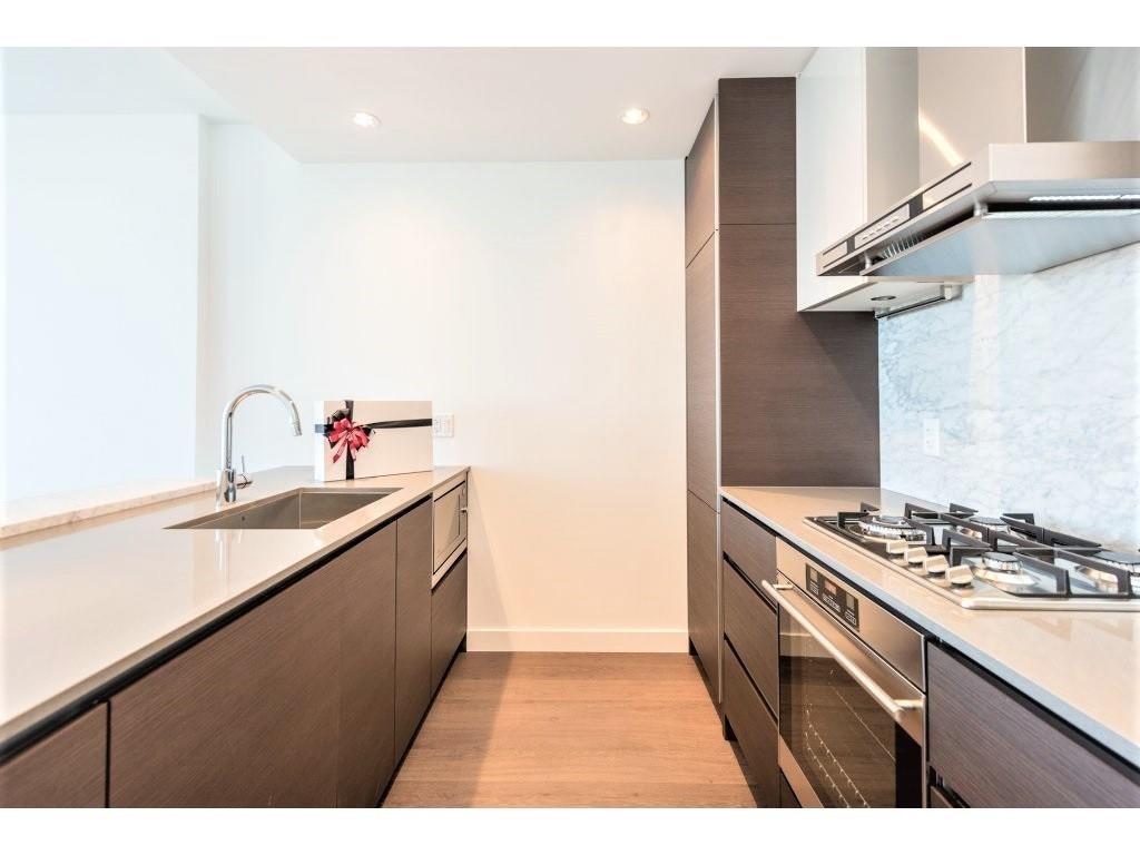 4807-4670 Assembly Way, Burnaby, BC, V3S 1C6 - 3