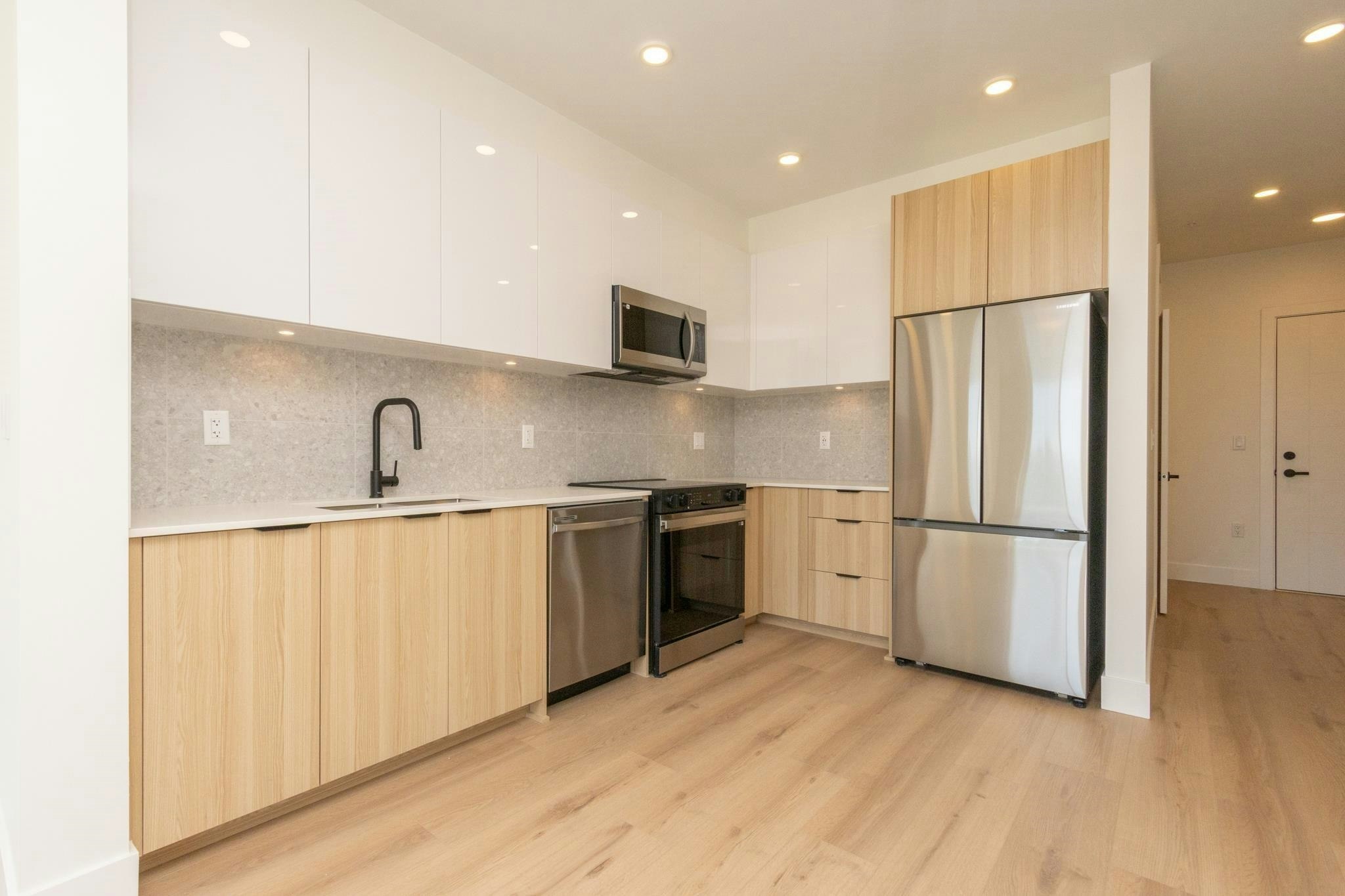 336-20769 Fraser Hwy, Langley, BC, V3S 1C6 - 2