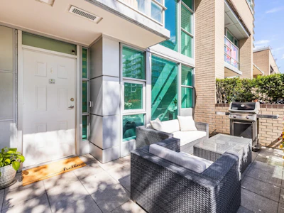 TH8-168 E Esplanade Avenue - 4