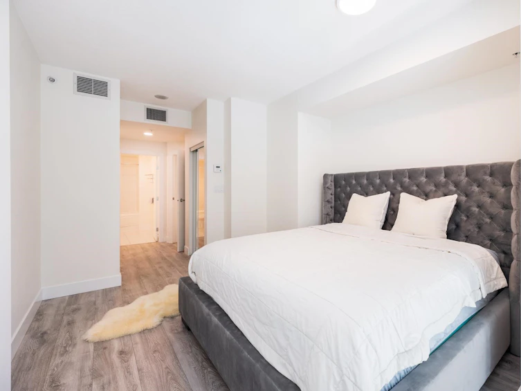 TH8-168 E Esplanade Avenue, North Vancouver, BC, V7L 4X8 - 17