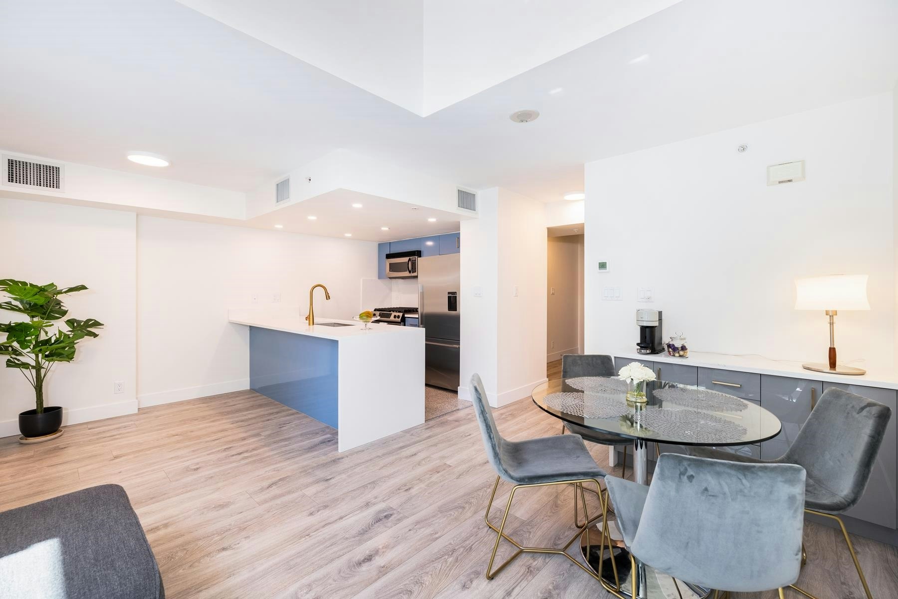TH8-168 E Esplanade Avenue, North Vancouver, BC, V7L 4X8 - 13
