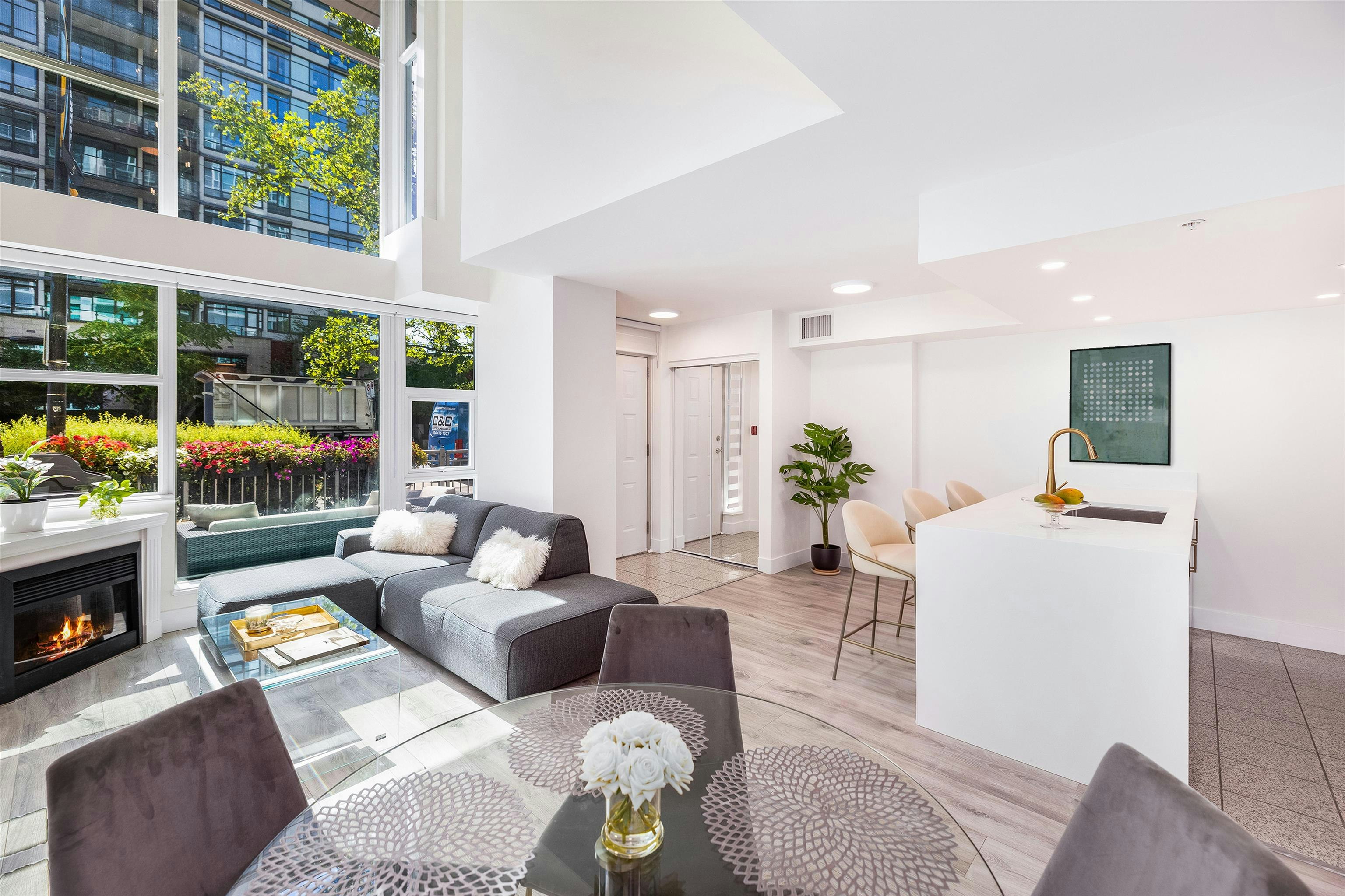 TH8-168 E Esplanade Avenue, North Vancouver, BC, V7L 4X8