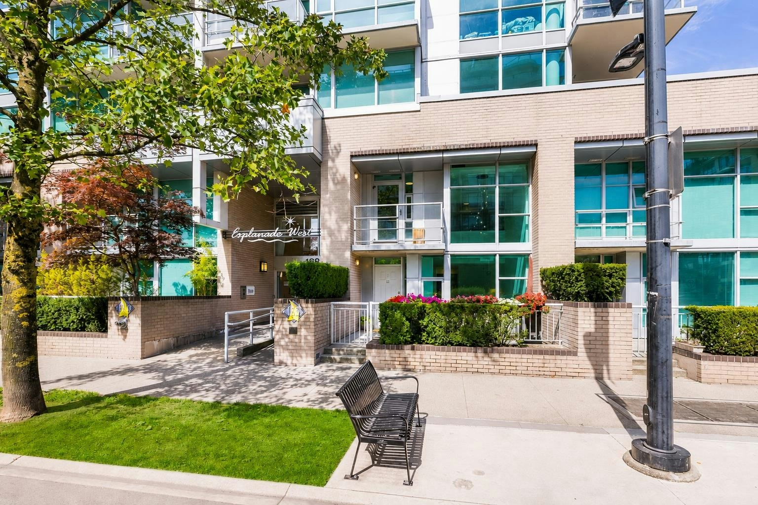 TH8-168 E Esplanade Avenue - 3