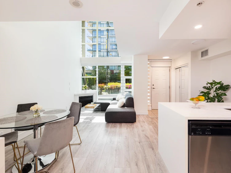 TH8-168 E Esplanade Avenue, North Vancouver, BC, V7L 4X8 - 10