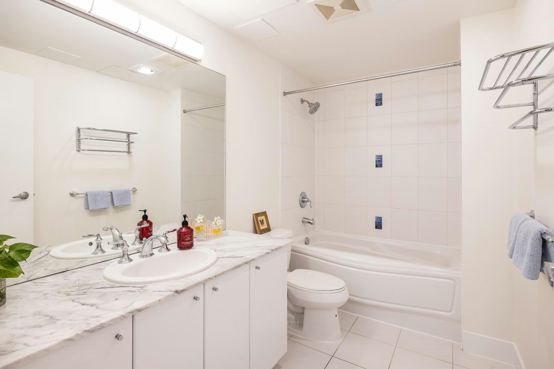 TH8-168 E Esplanade Avenue, North Vancouver, BC, V7L 4X8 - 20