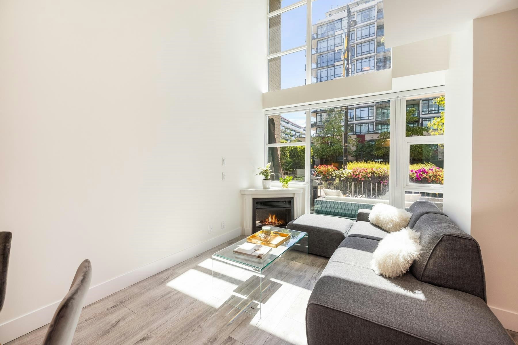 TH8-168 E Esplanade Avenue, North Vancouver, BC, V7L 4X8 - 7