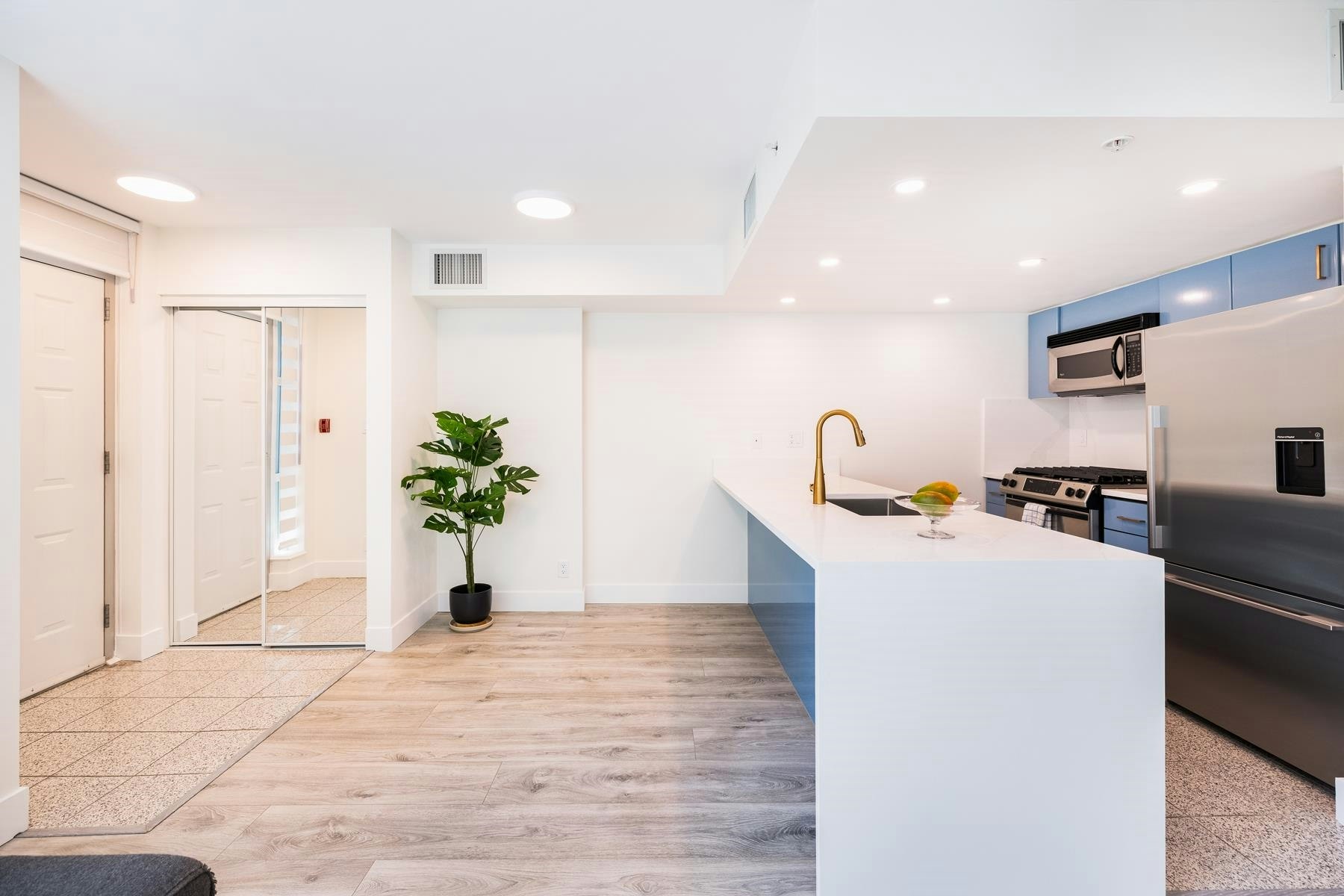 TH8-168 E Esplanade Avenue, North Vancouver, BC, V7L 4X8 - 12