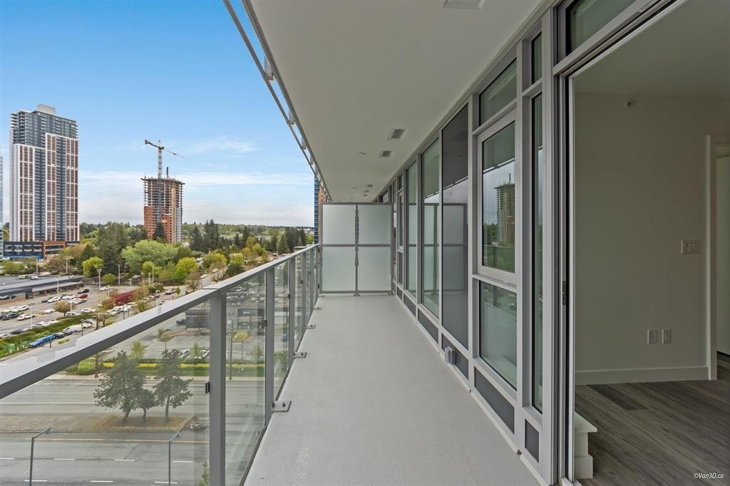 12XX-9675 King George Boulevard, Surrey, BC, V3T 2V3 - 10