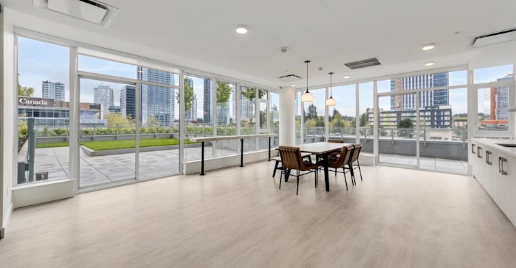 12XX-9675 King George Boulevard, Surrey, BC, V3T 2V3 - 15