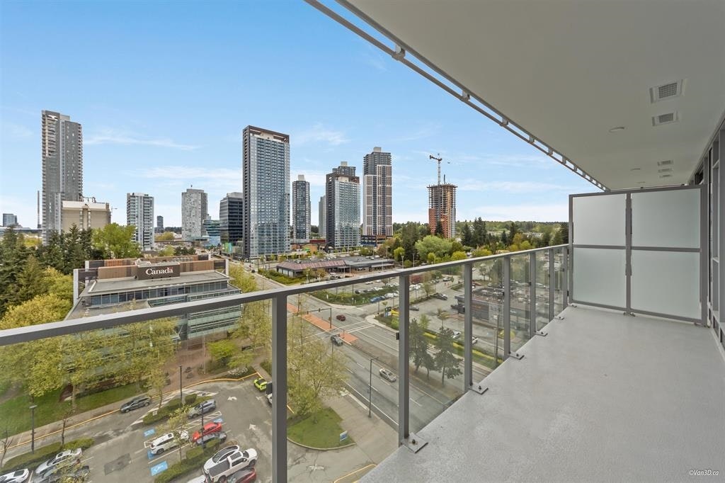 12XX-9675 King George Boulevard, Surrey, BC, V3T 2V3 - 11